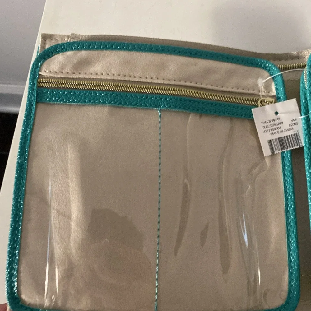 Kendra Scott Zip Away Travel Green Jewelry Case Organizer